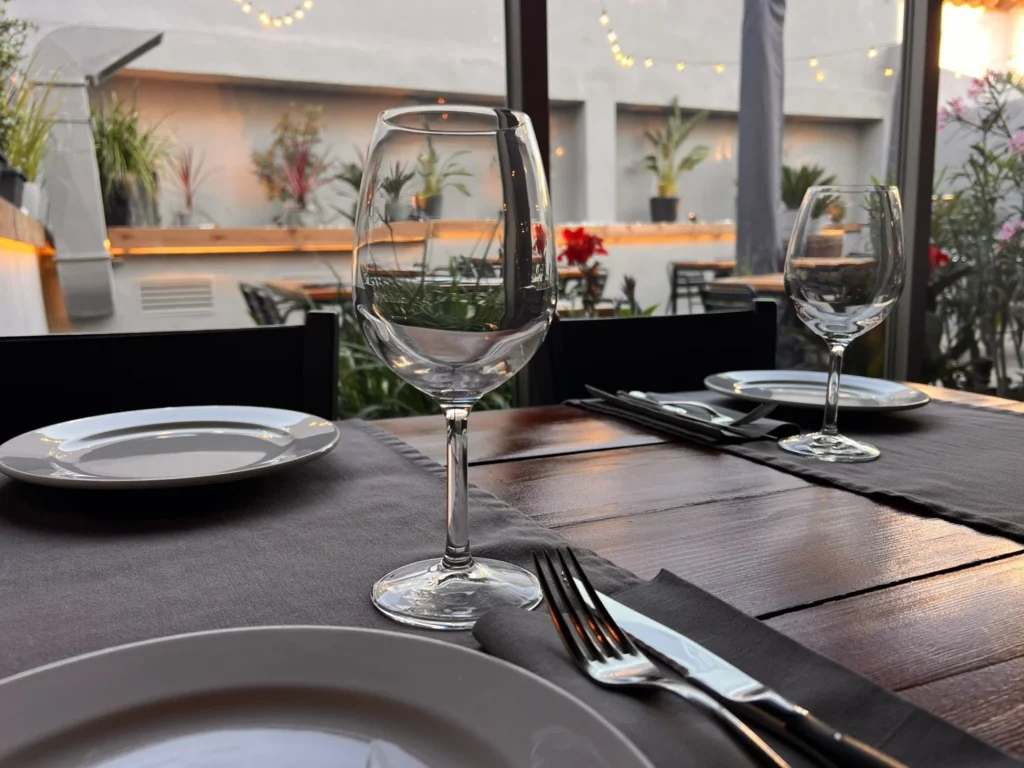 Terraza del restaurante Es Pati Ciudad Jardín, Palma de Mallorca